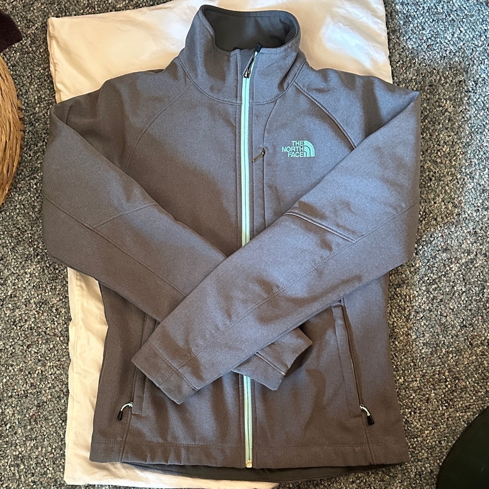 The North Face Women’s Gray Jacket